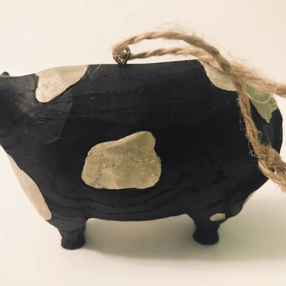 Vintage Cow Ornament Resin Figure 3.5 Inch Long Christmas Decor - Picture 10 of 10